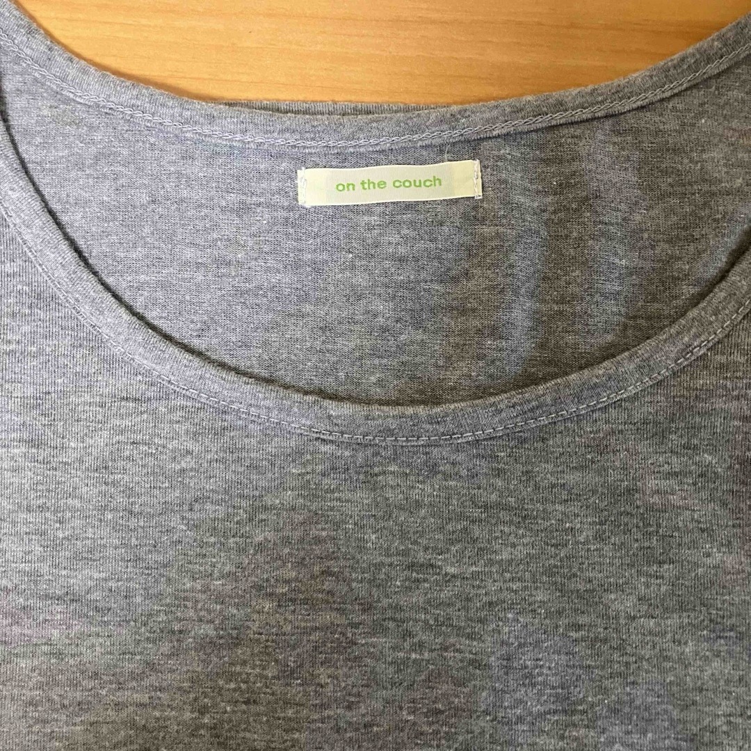 on the couch(オンザカウチ)の袖フリル　迷彩　半袖　Tシャツ レディースのトップス(Tシャツ(半袖/袖なし))の商品写真