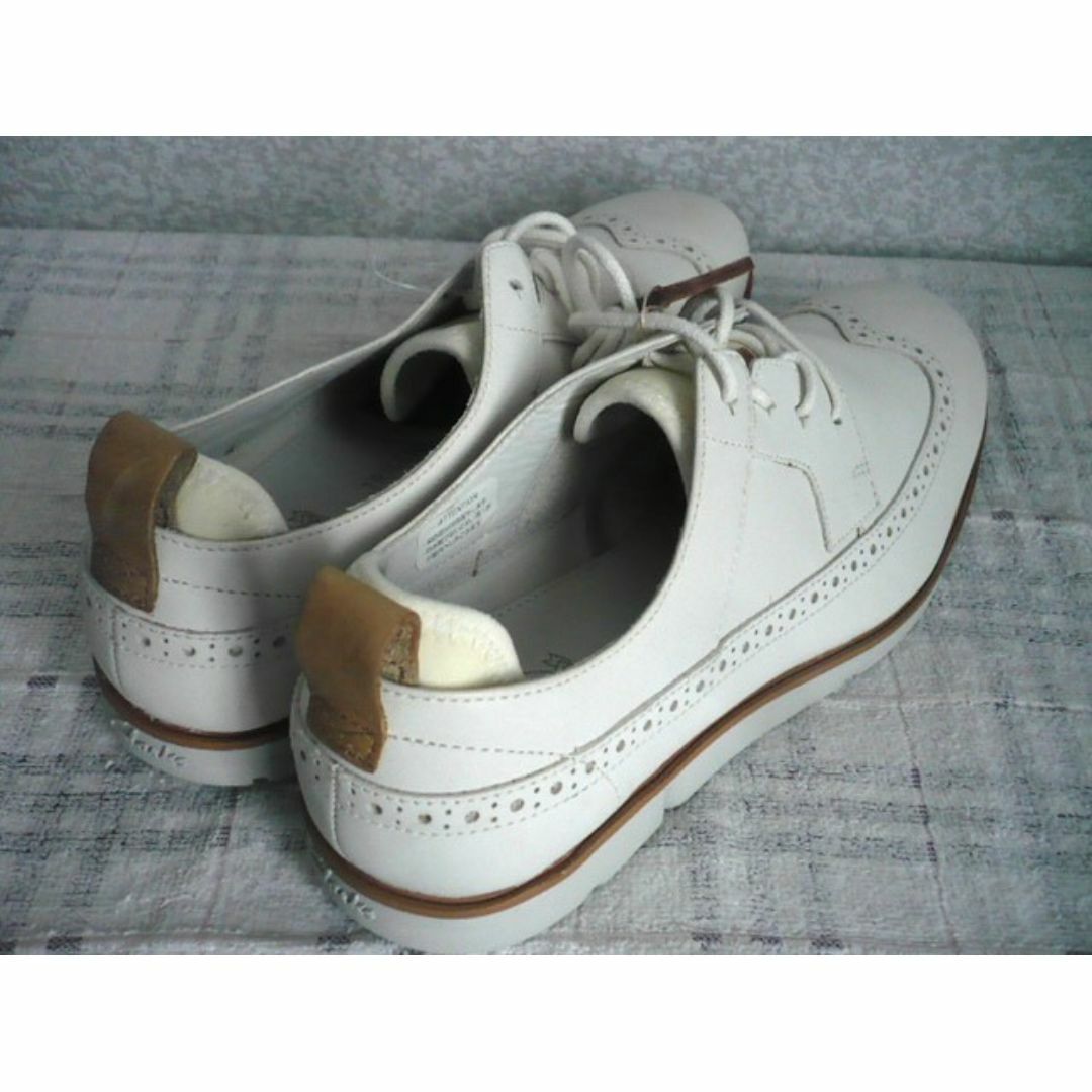 Clarks - Clarksクラークス☆レザースニーカー 白 本革 トライ Clarks - Clarksクラークス☆レザースニーカー 白 本革 トライ