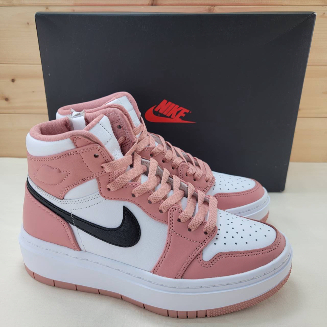 NIKE - ナイキ ウィメンズ エアジョーダン1 ハイ エレベート NIKE - ナイキ ウィメンズ エアジョーダン1 ハイ エレベート