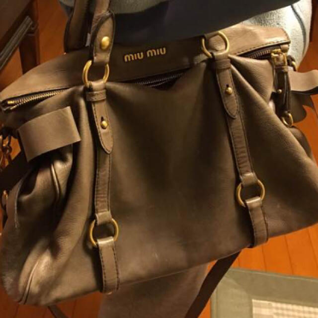 miumiu(ミュウミュウ)のmiumiu リボン2way バッグ レディースのバッグ(ショルダーバッグ)の商品写真