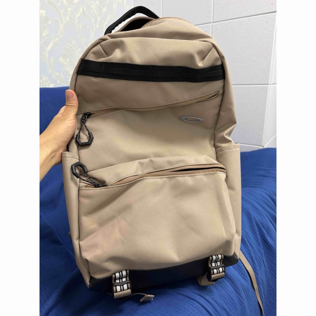 Oakley - oakley リュックの通販 by レイ's shop|オークリー Oakley - oakley リュックの通販 by レイ's shop|オークリー