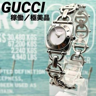 GUCCI - グッチ 6400L レディース腕時計 白文字盤 バングル GUCCI - グッチ 6400L レディース腕時計 白文字盤 バングル