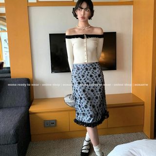エピヌ(épine)のMONA レース×スパンコール ミドル丈 スカート ミモレ 台形(ひざ丈スカート)