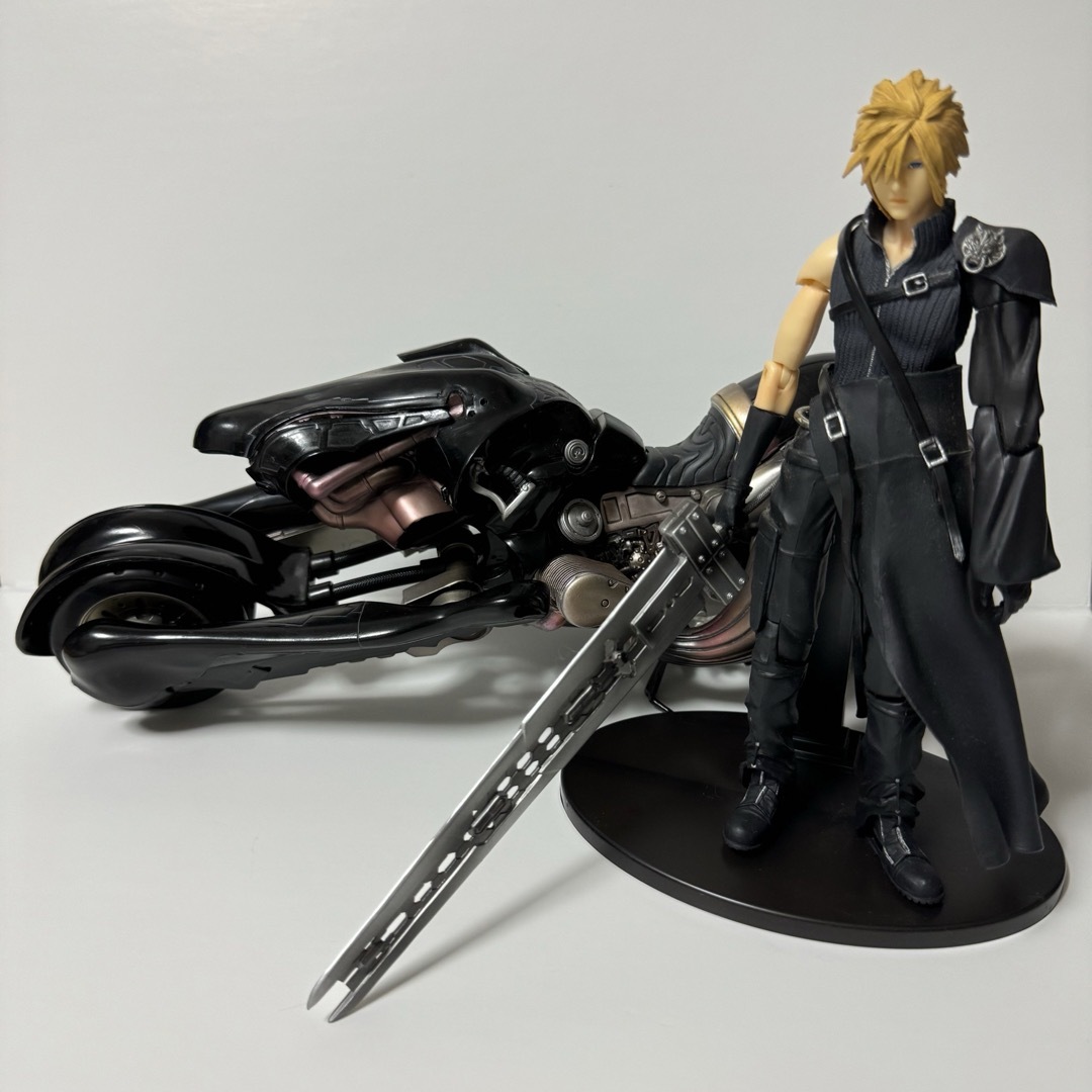 SQUARE ENIX - FF7 アドベントチルドレン リミテッド フィギュア SQUARE ENIX - FF7 アドベントチルドレン リミテッド フィギュア