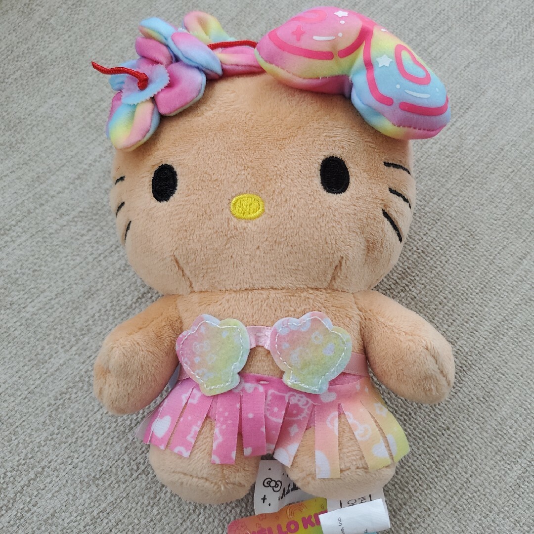 サンリオ - 新品 日焼けキティ ぬいぐるみ 50周年 ハワイ限定 サンリオ - 新品 日焼けキティ ぬいぐるみ 50周年 ハワイ限定