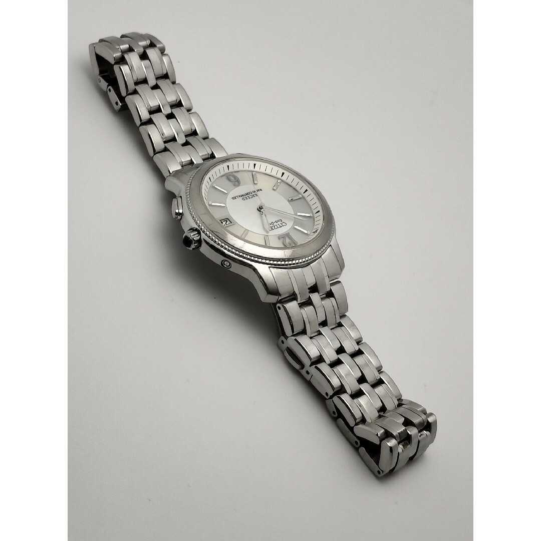 CITIZEN - シチズン エクシード 電波ソーラー 軽量チタン 白蝶貝 CITIZEN - シチズン エクシード 電波ソーラー 軽量チタン 白蝶貝
