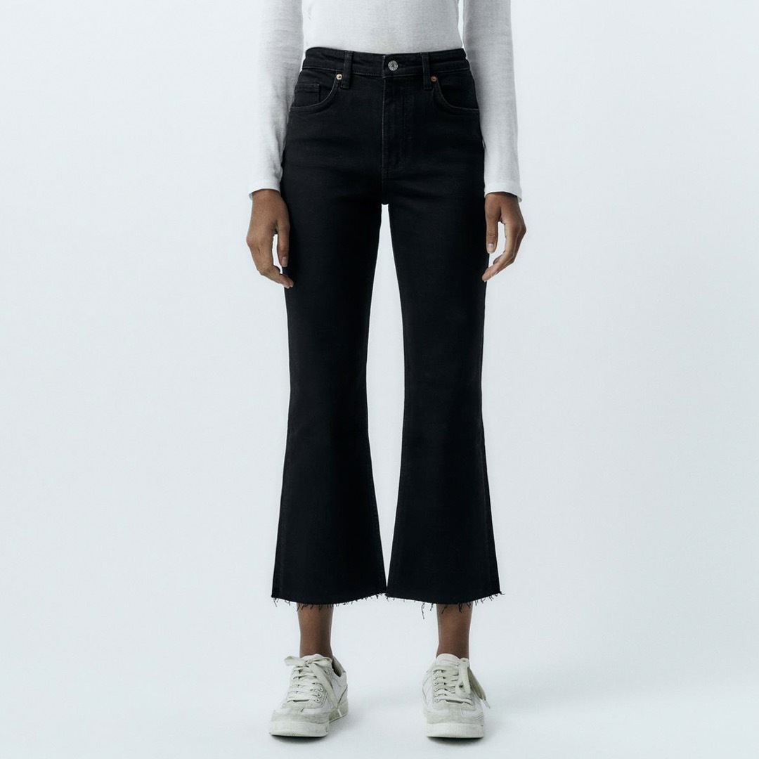 ZARA - ZARA ザラ デニム ミッドライズ クロップド デニムパンツ ZARA - ZARA ザラ デニム ミッドライズ クロップド デニムパンツ