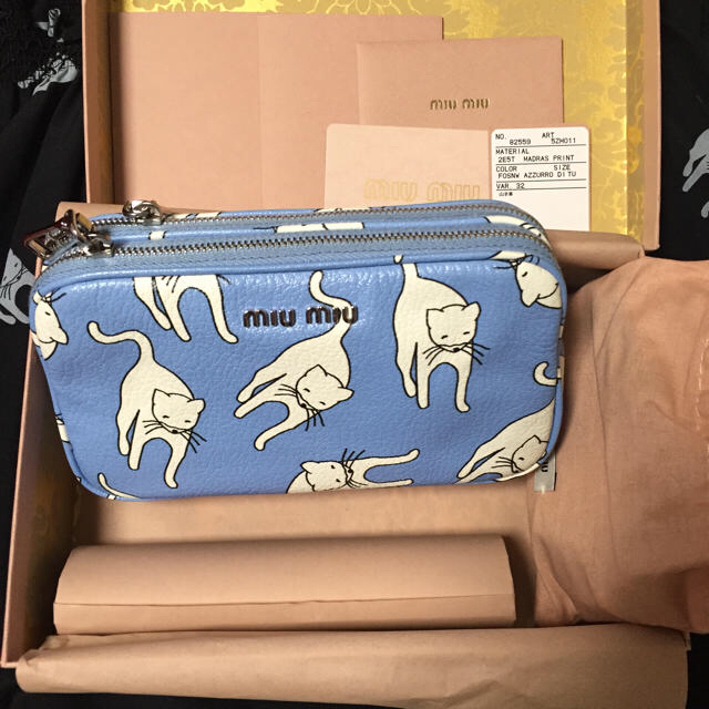 miumiu 猫 ショルダーバッグ