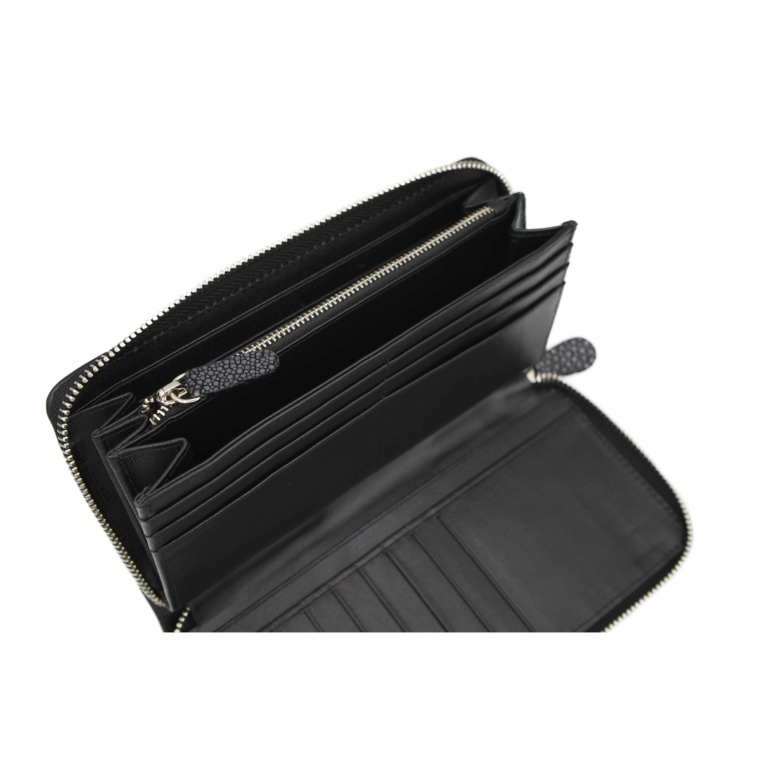 【THA300620F】スティングレー チャック付き 財布 長財布 ブラック 【THA300620F】スティングレー チャック付き 財布 長財布 ブラック