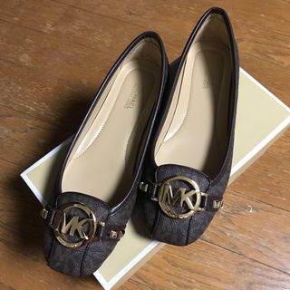 MICHAEL KORS(バレエシューズ)のフリマアイテム一覧 MICHAEL KORS(バレエシューズ)のフリマアイテム一覧