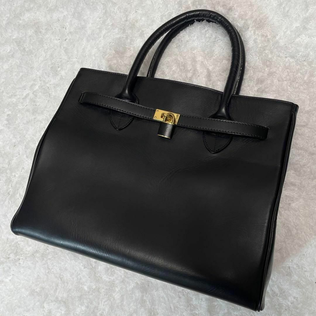 TWANY - 極美品✨TOWANNY カデナ 本革 ハンドバッグ 南京錠 TWANY - 極美品✨TOWANNY カデナ 本革 ハンドバッグ 南京錠