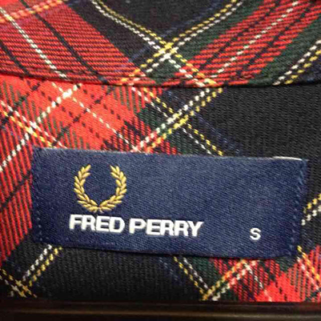 FRED PERRY(フレッドペリー)の送料込❗️フレッドペリー fred perry スウィングトップ ブリティッシュ メンズのジャケット/アウター(ブルゾン)の商品写真