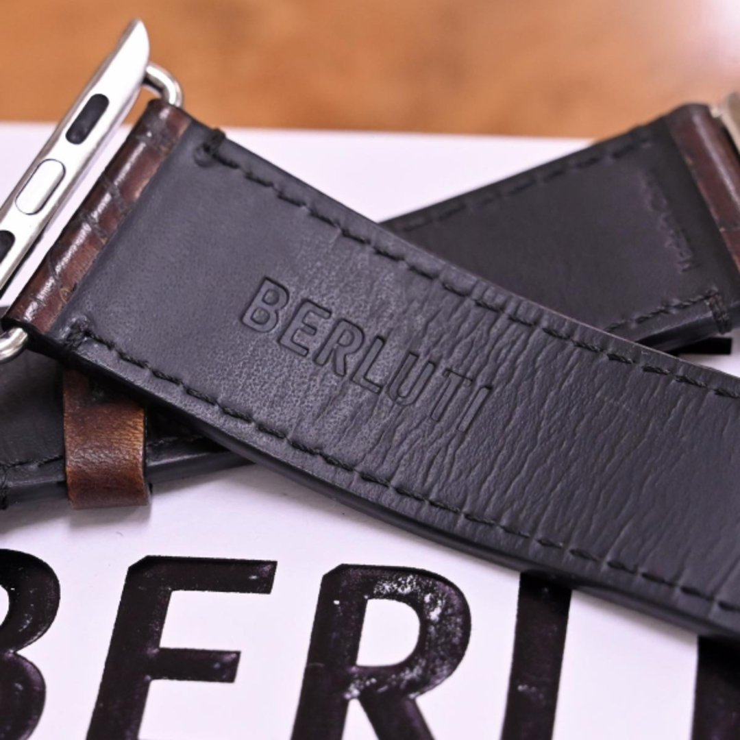 BERLUTI - 本物 極上品 ベルルッティ 完売 アップルウォッチ44 BERLUTI - 本物 極上品 ベルルッティ 完売 アップルウォッチ44