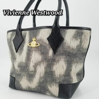 極美品 ヴィヴィアンウエストウッド キャンバス オーブロゴ 未使用品 匿名配送 極美品 ヴィヴィアンウエストウッド キャンバス オーブロゴ 未使用品 匿名配送