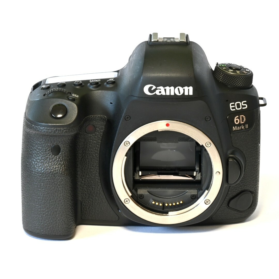 Canon(キヤノン)の【美品】Canon EOS 6D markⅡ レンズセット★フルサイズ機★ スマホ/家電/カメラのカメラ(デジタル一眼)の商品写真