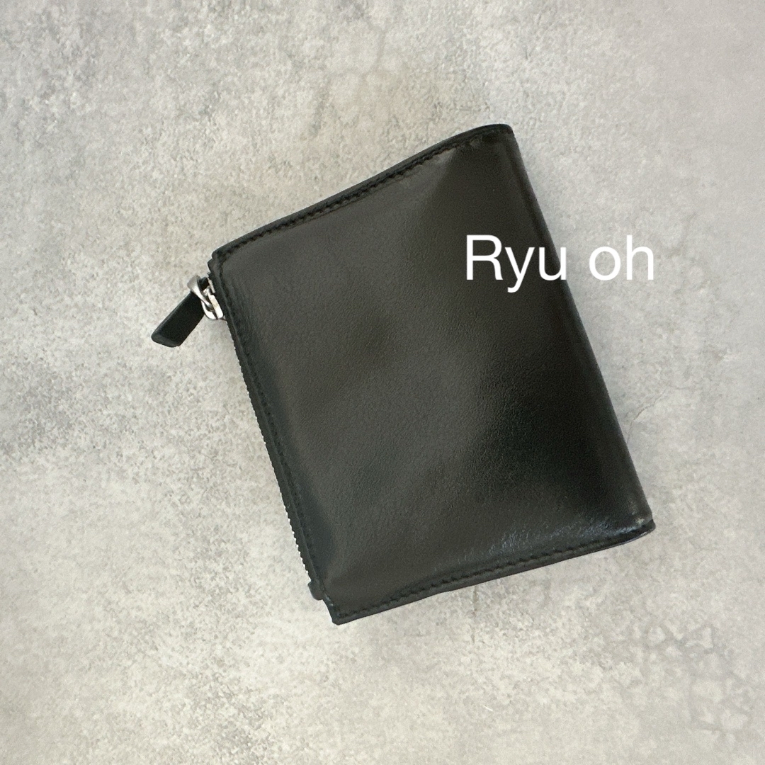 AMI PARIS アミパリス ロゴ シワ加工 二つ折り財布 コンパクトの AMI PARIS アミパリス ロゴ シワ加工 二つ折り財布 コンパクトの