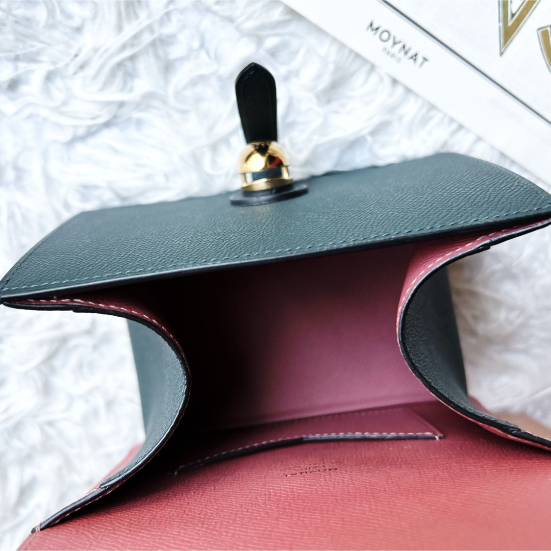 MOYNAT - 極美品 MOYNAT モワナ マドレーヌ クラッチ バニティ MOYNAT - 極美品 MOYNAT モワナ マドレーヌ クラッチ バニティ