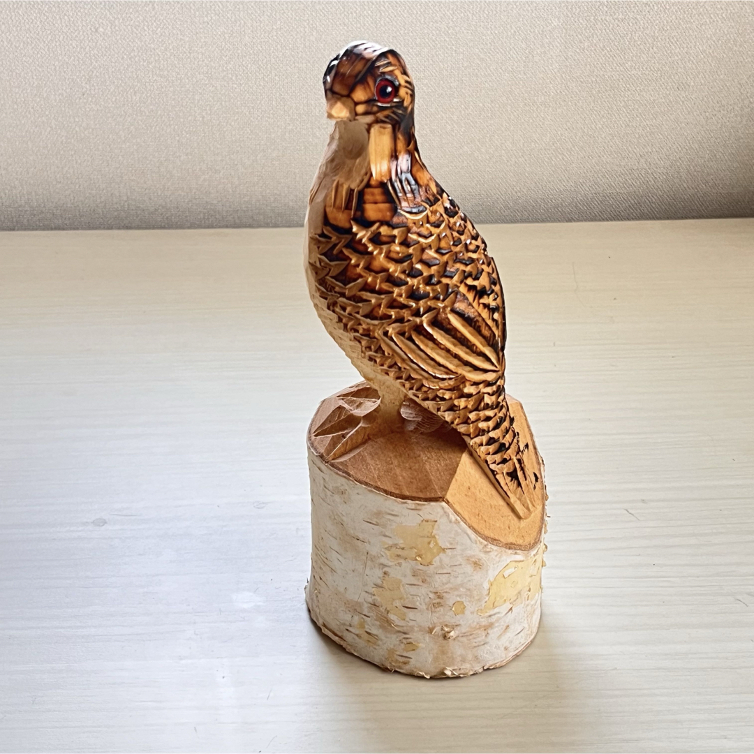 Y 置物☆昭和レトロ☆雷鳥 一刀彫 白樺 木彫り 野鳥 特別天然 Y 置物☆昭和レトロ☆雷鳥 一刀彫 白樺 木彫り 野鳥 特別天然