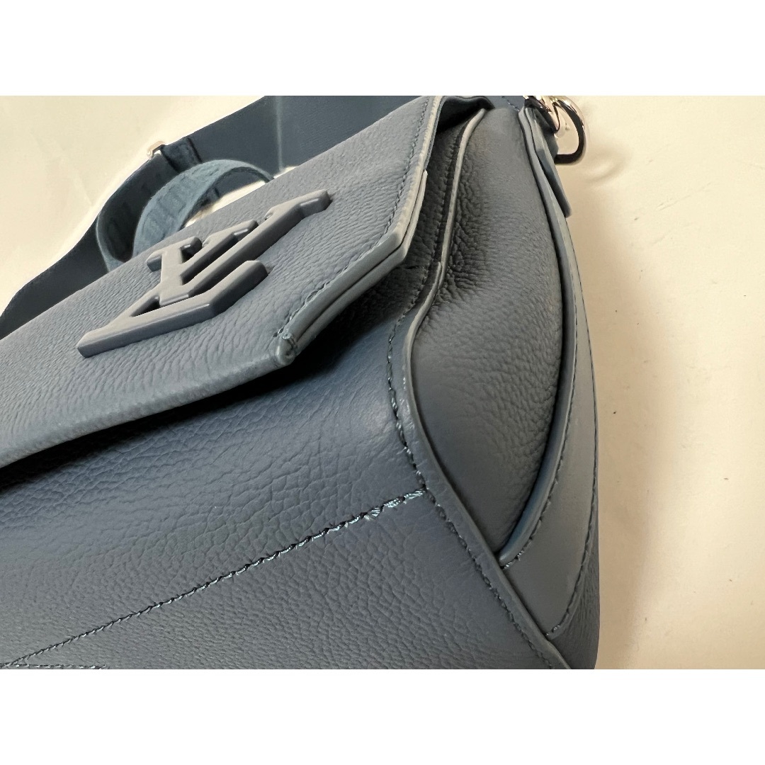 LOUIS VUITTON - LOUIS VUITTON ルイヴィトン アエログ LOUIS VUITTON - LOUIS VUITTON ルイヴィトン アエログ