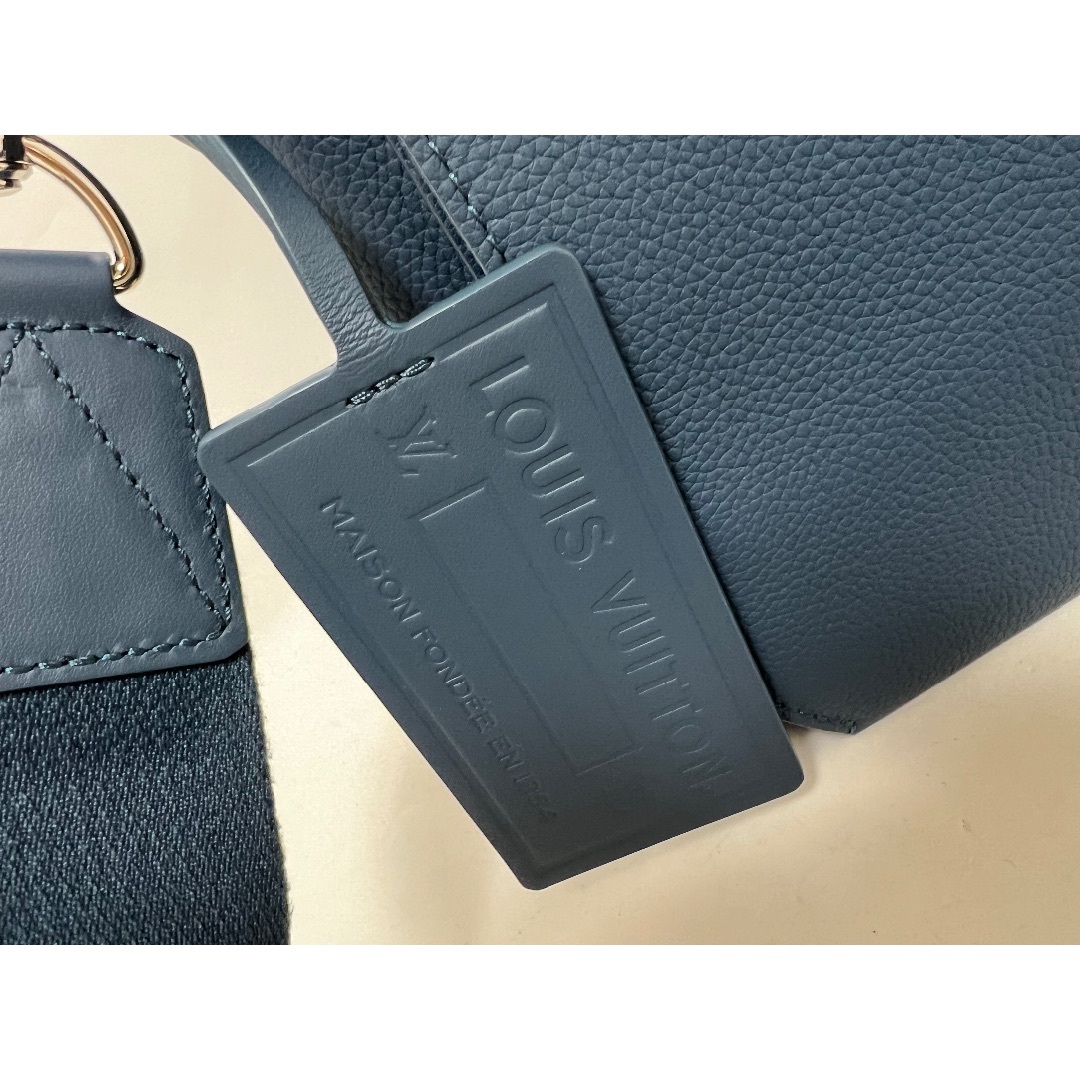LOUIS VUITTON - LOUIS VUITTON ルイヴィトン アエログ LOUIS VUITTON - LOUIS VUITTON ルイヴィトン アエログ