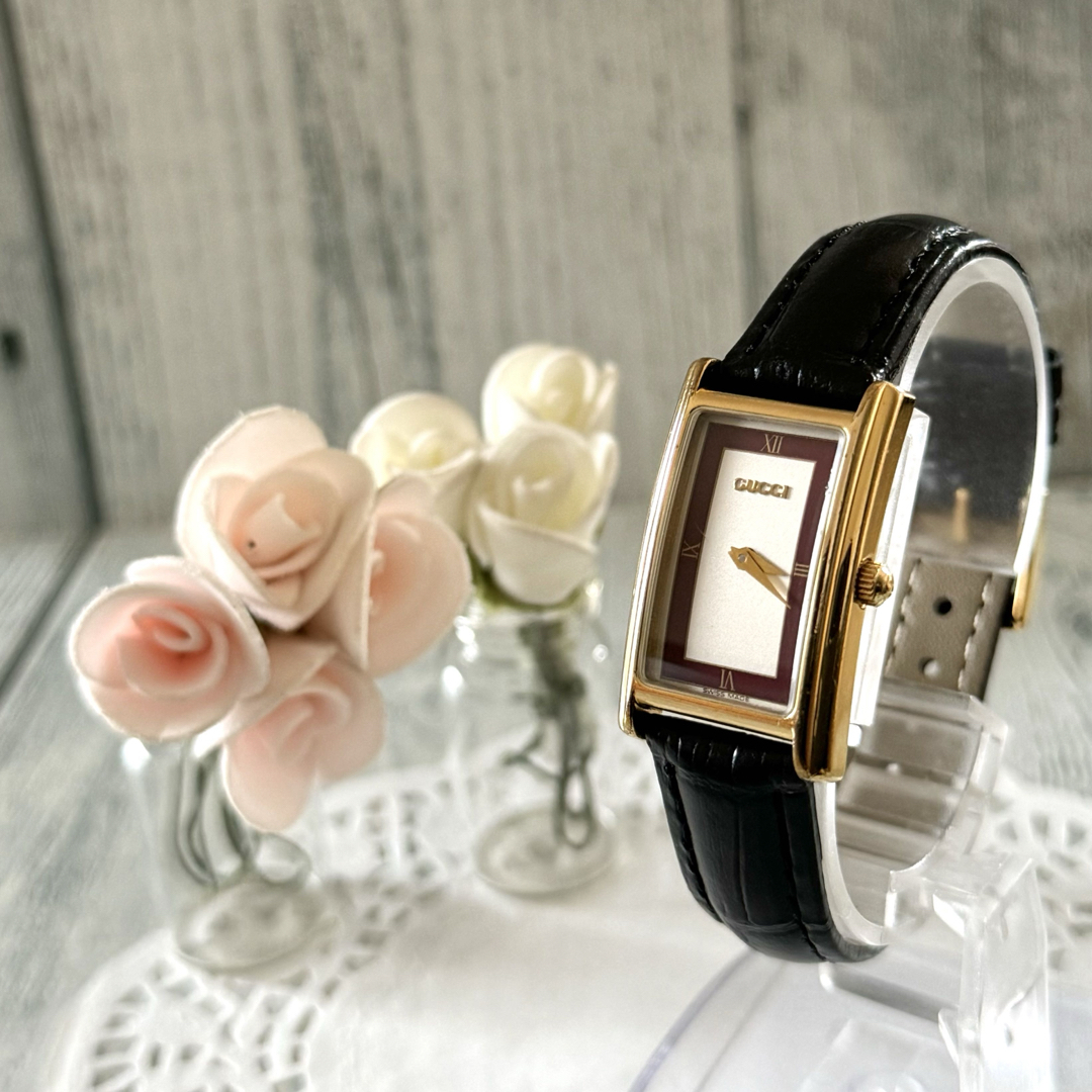 GUCCI - 【電池交換済】GUCCI グッチ 2600L 腕時計 レッド調 GUCCI - 【電池交換済】GUCCI グッチ 2600L 腕時計 レッド調