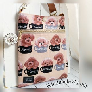 ティーカッププードル☕スマホポーチ　ショルダー　ポシェット　サコッシュ　カバン(バッグ)