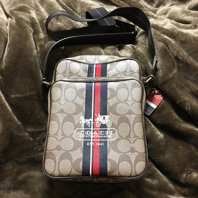 COACH(コーチ)の美品鑑定済COACHコーチショルダーバッグ レディースのバッグ(ショルダーバッグ)の商品写真