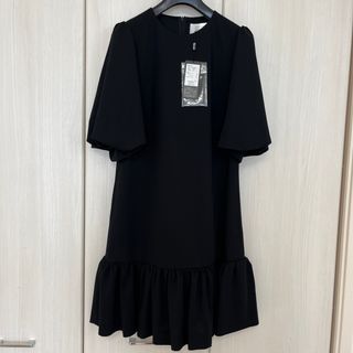 ルネ(René)の新品未使用タグ付き　ルネ　ワンピース　黒　34(ひざ丈ワンピース)