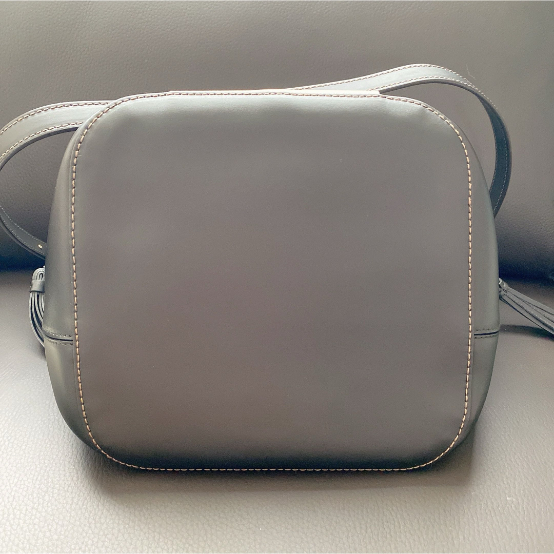 FURLA ショルダーバッグ レザー お洒落 ポーチ付 ハンドバッグ FURLA ショルダーバッグ レザー お洒落 ポーチ付 ハンドバッグ