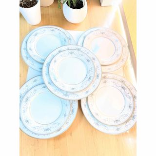 ノーブル(Noble)のノリタケ(Noritake)　NOBLE2600　金彩　清楚な雰囲気漂う花柄(食器)