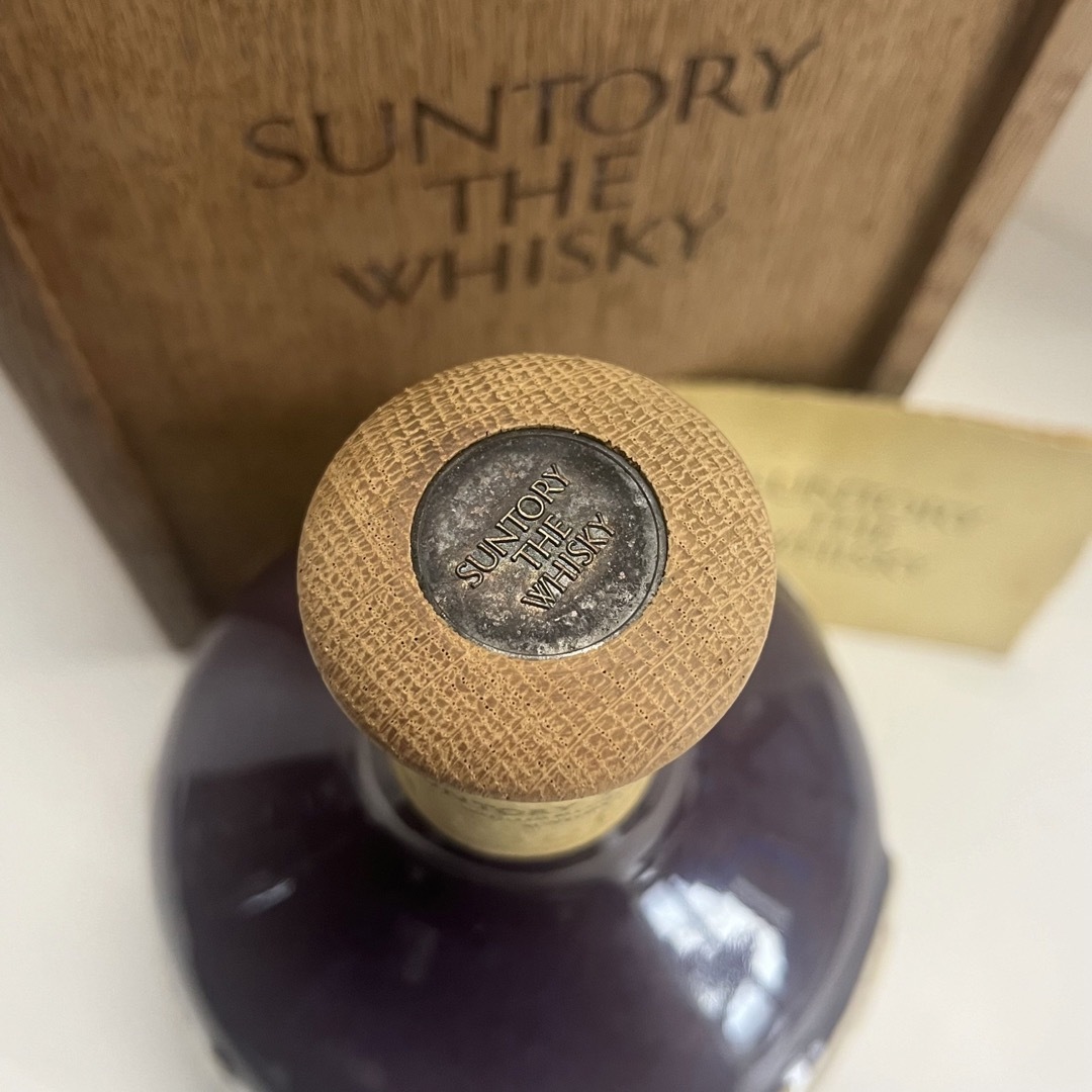 サントリー SUNTORY ザ・ウイスキー有田焼 陶器ボトルウイスキー サントリー SUNTORY ザ・ウイスキー有田焼 陶器ボトルウイスキー