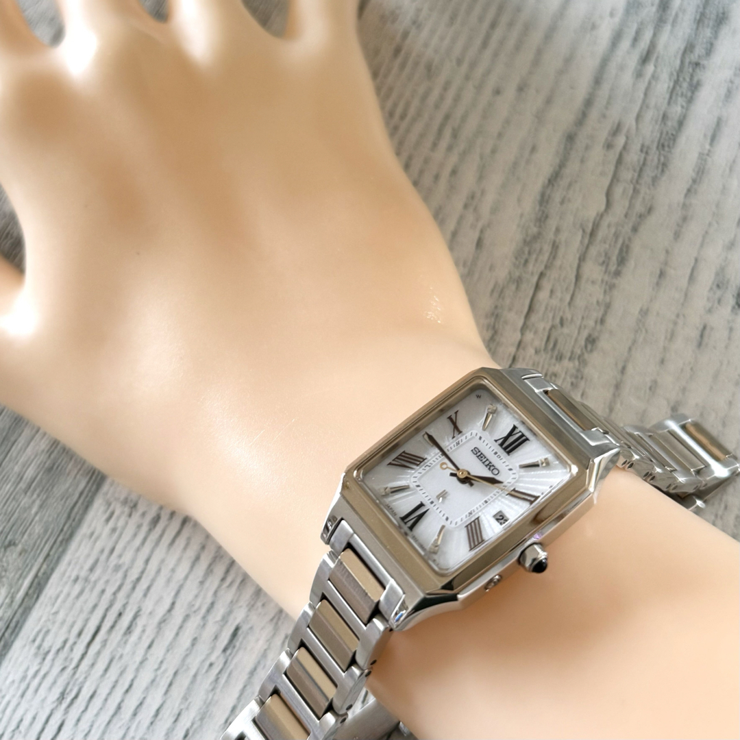 希少】SEIKO ルキア 1B32-0AL0 電波ソーラー スクエア コンビ 希少】SEIKO ルキア 1B32-0AL0 電波ソーラー スクエア コンビ