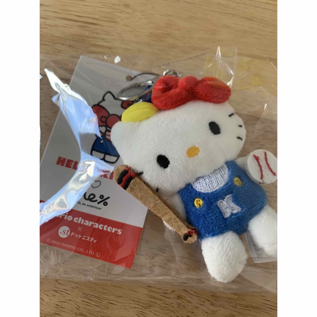 LOWRYSFARM ローリーズファーム ハローキティ Me% うるさ トイ LOWRYSFARM ローリーズファーム ハローキティ Me% うるさ トイ