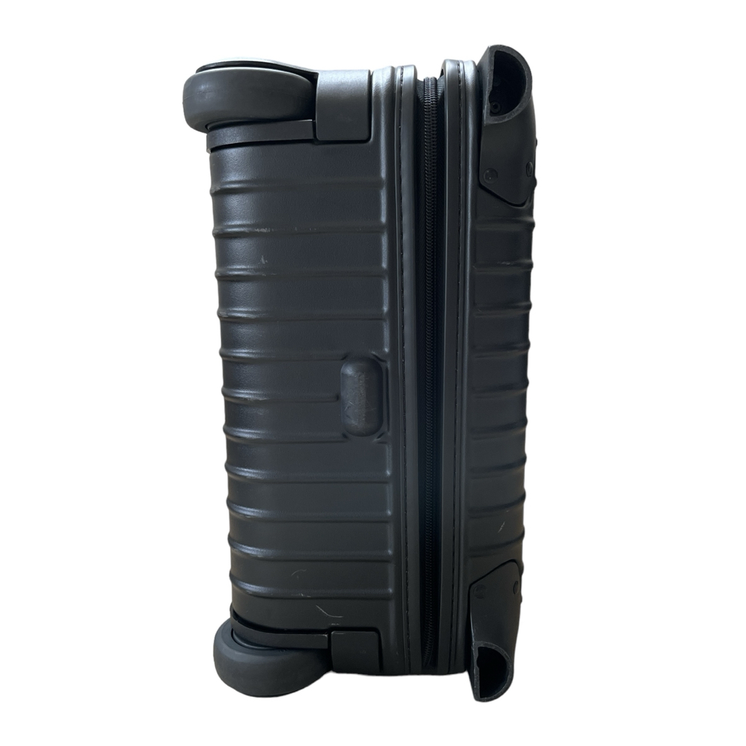 RIMOWA - リモワ キャリーケース サルサ 機内持込可 33L 2輪 TSA RIMOWA - リモワ キャリーケース サルサ 機内持込可 33L 2輪 TSA