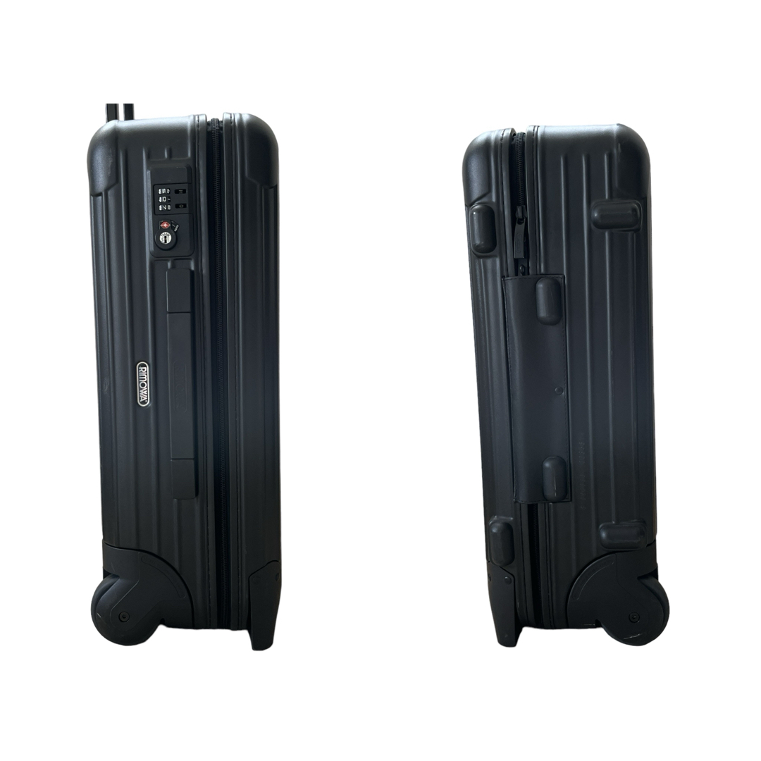 RIMOWA - リモワ キャリーケース サルサ 機内持込可 33L 2輪 TSA RIMOWA - リモワ キャリーケース サルサ 機内持込可 33L 2輪 TSA