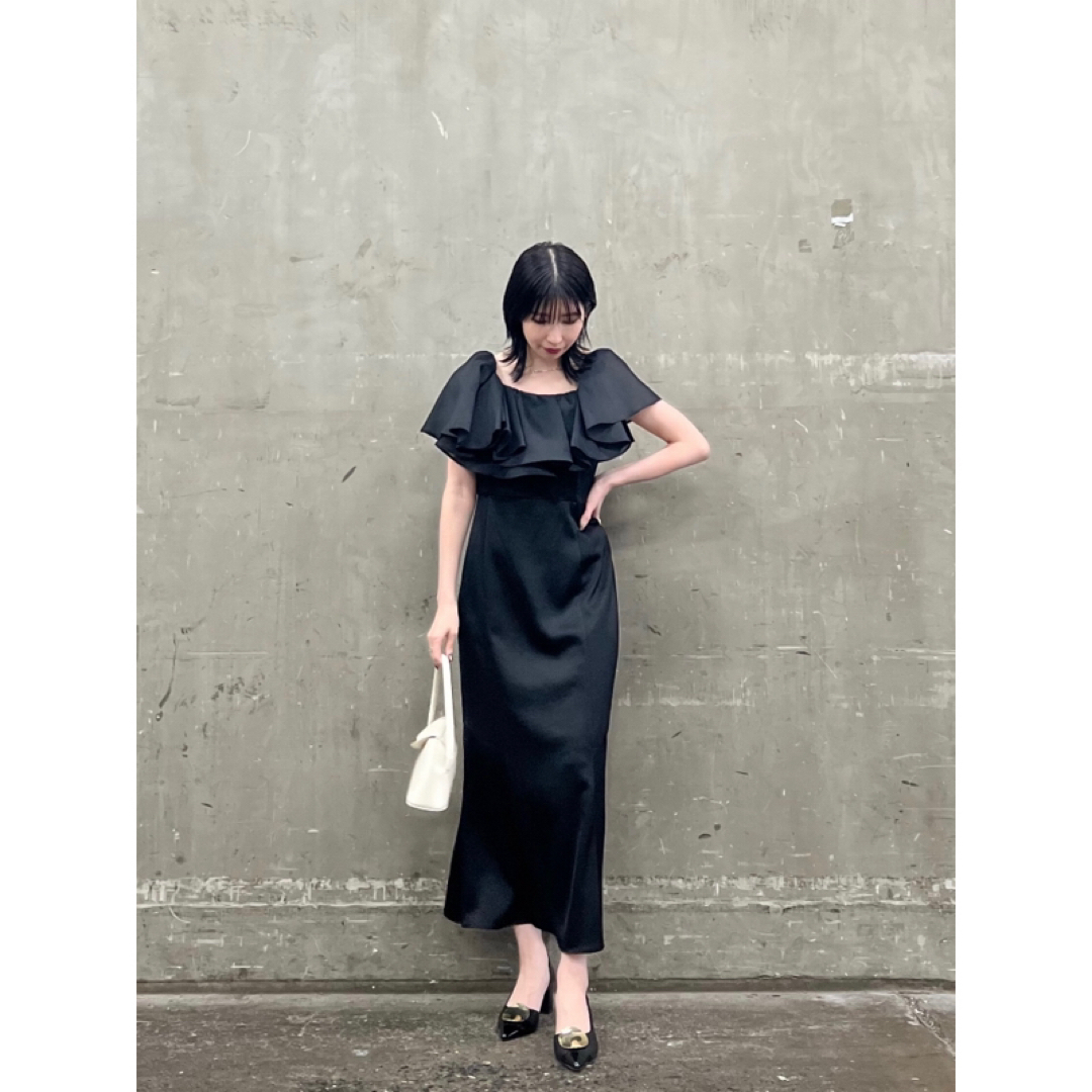 FRAY.ID アシメラッフルサテンドレス FRAY.ID アシメラッフルサテンドレス