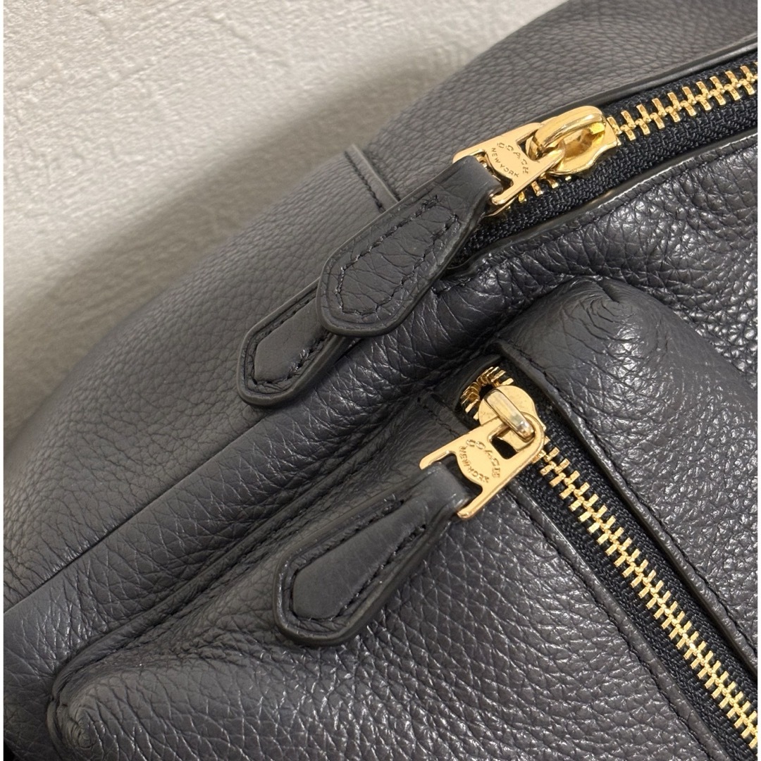 COACH - コーチ ミニリュック ネイビーの通販 by konnichiwa COACH - コーチ ミニリュック ネイビーの通販 by konnichiwa
