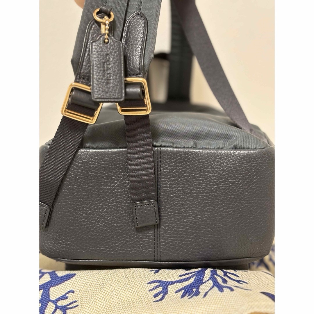 COACH - コーチ ミニリュック ネイビーの通販 by konnichiwa COACH - コーチ ミニリュック ネイビーの通販 by konnichiwa