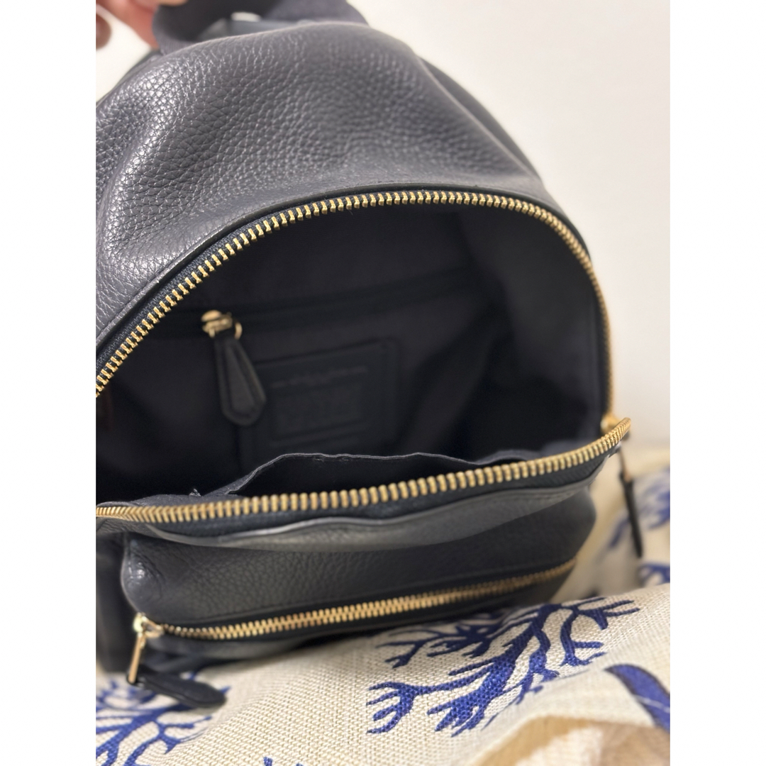COACH - コーチ ミニリュック ネイビーの通販 by konnichiwa COACH - コーチ ミニリュック ネイビーの通販 by konnichiwa