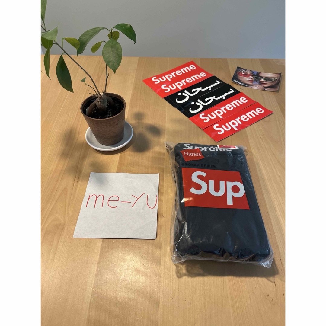 Supreme - シュプリーム ヘインズ ボクサー パンツ 白黒セット Supreme - シュプリーム ヘインズ ボクサー パンツ 白黒セット