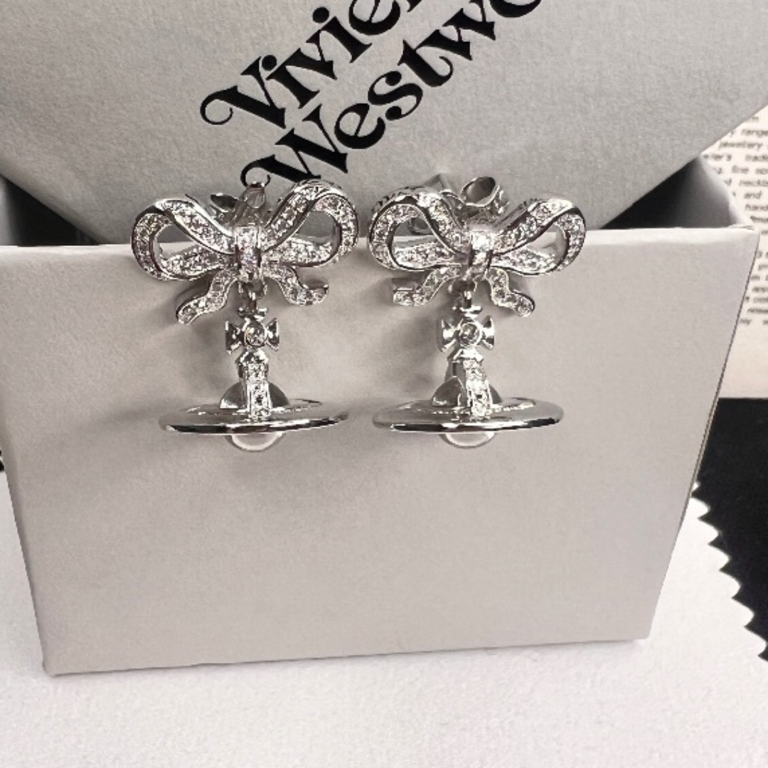 22新作☆vivienne westwood☆OCTAVIE リボン&オーブ ピアス