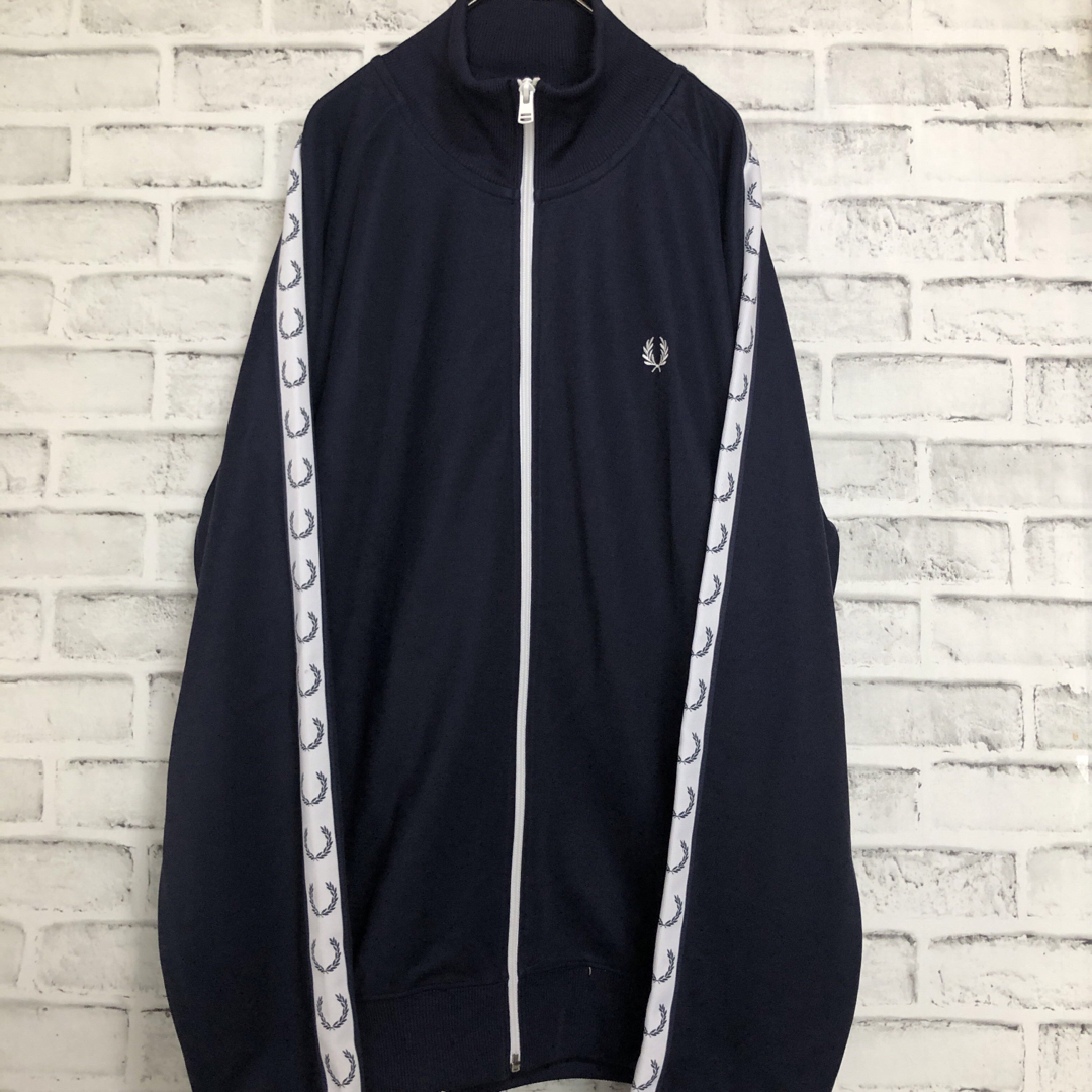 XL⭐️Fred Perry トラックジャケット 刺繍/テープ月桂樹 - トップス XL⭐️Fred Perry トラックジャケット 刺繍/テープ月桂樹 - トップス