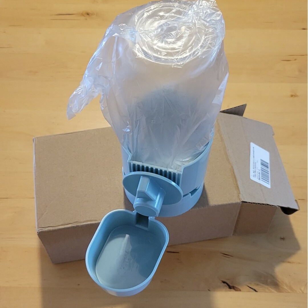 ペット用 自動給水機 その他のペット用品(かご/ケージ)の商品写真