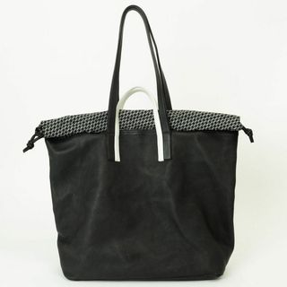 PIERRE HARDY(トートバッグ)のフリマアイテム一覧 PIERRE HARDY(トートバッグ)のフリマアイテム一覧