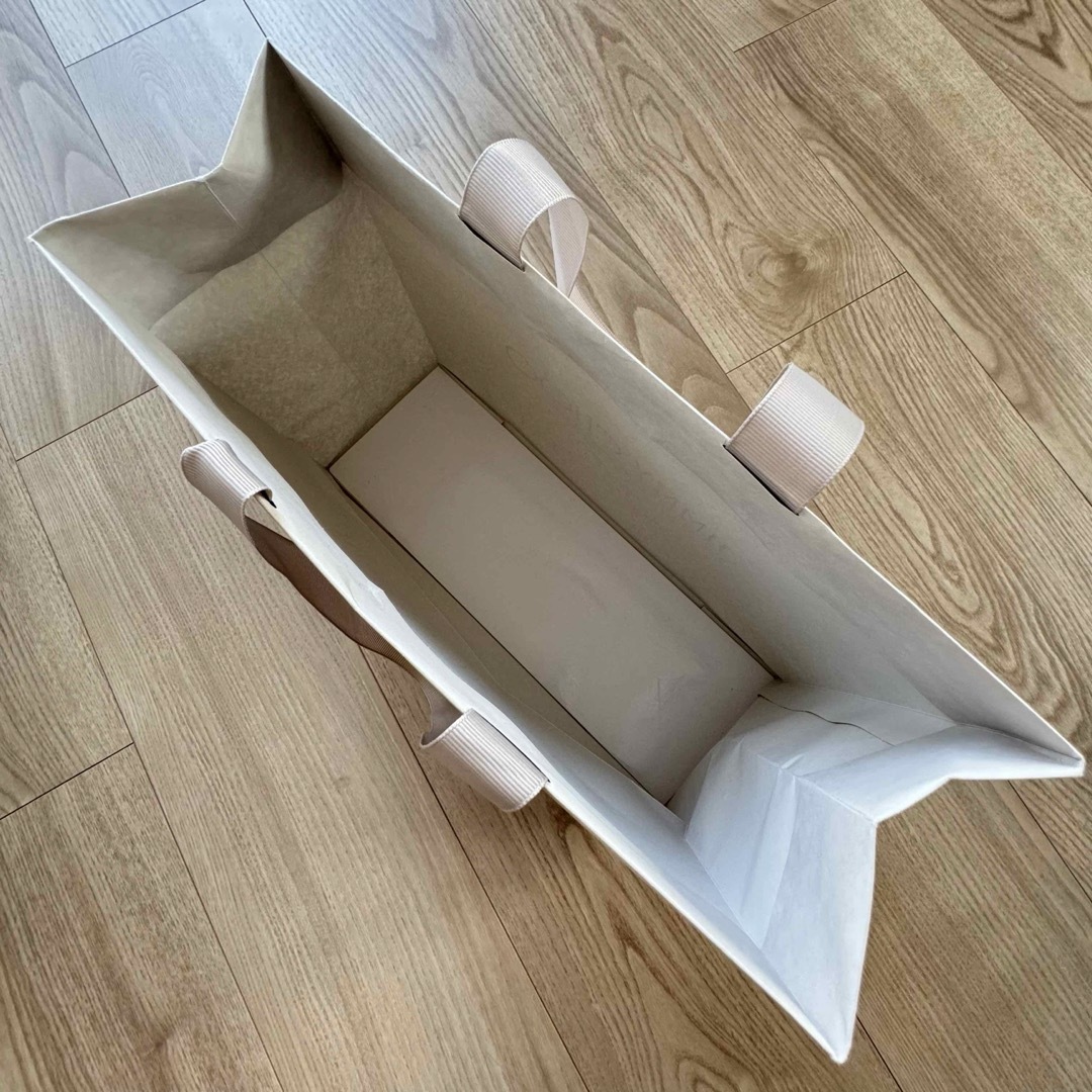 JIMMY CHOO - JIMMY CHOO ジミーチュウ ショッパー 紙袋の通販 JIMMY CHOO - JIMMY CHOO ジミーチュウ ショッパー 紙袋の通販