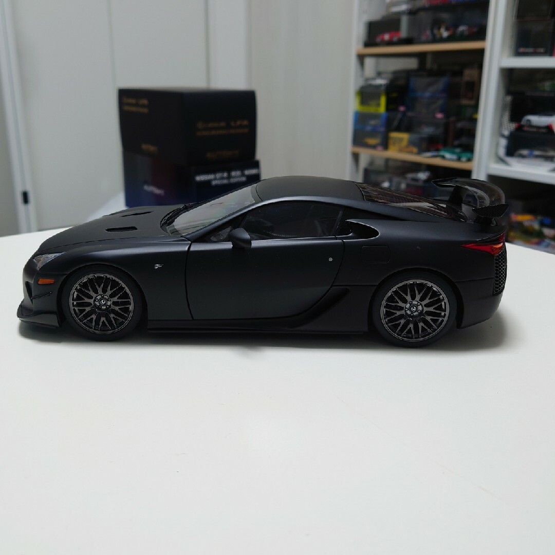 オートアート 1/18 レクサス LFA ニュルブルクリンク パッケージ オートアート 1/18 レクサス LFA ニュルブルクリンク パッケージ