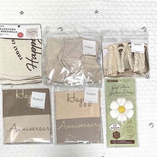 完売品　廃盤　スリーコインズ　アニバーサリー　誕生日　ガーランド　バルーン(その他)