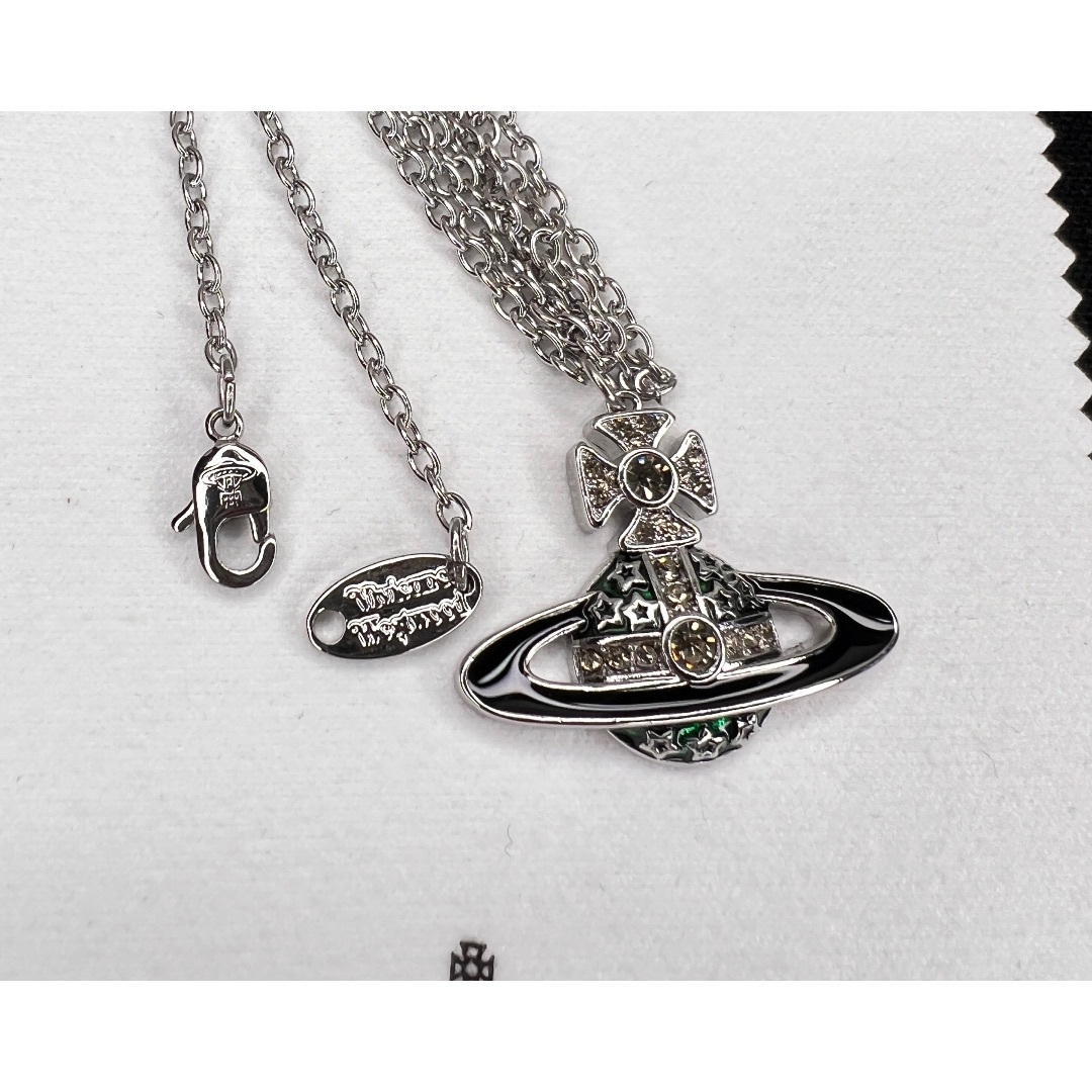 MAN ROXANNE ネックレス　ヴィヴィアンウエストウッド Vivienne Westwood MAN ROXANNE Necklaces and Pendants No box