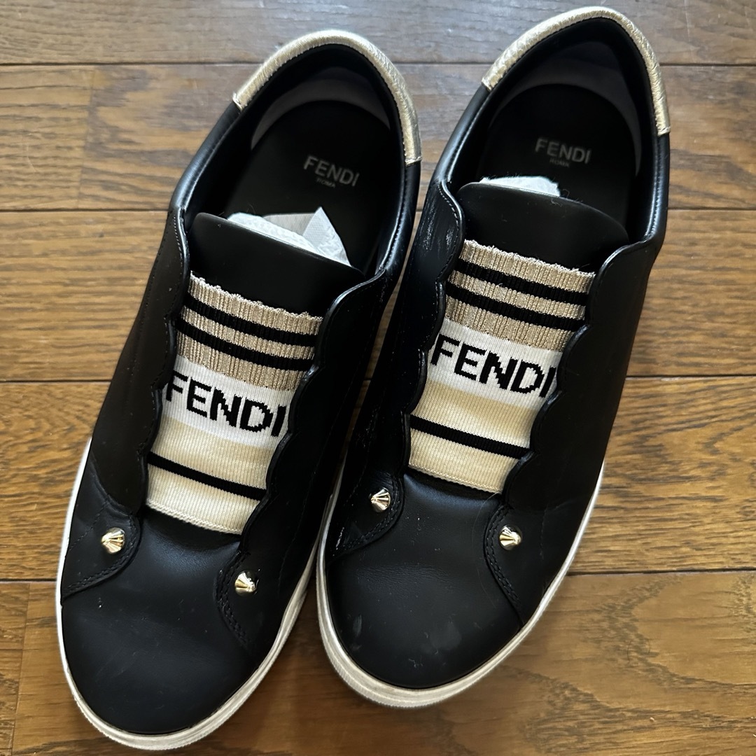 FENDI フェンディ スニーカー FENDI フェンディ スニーカー