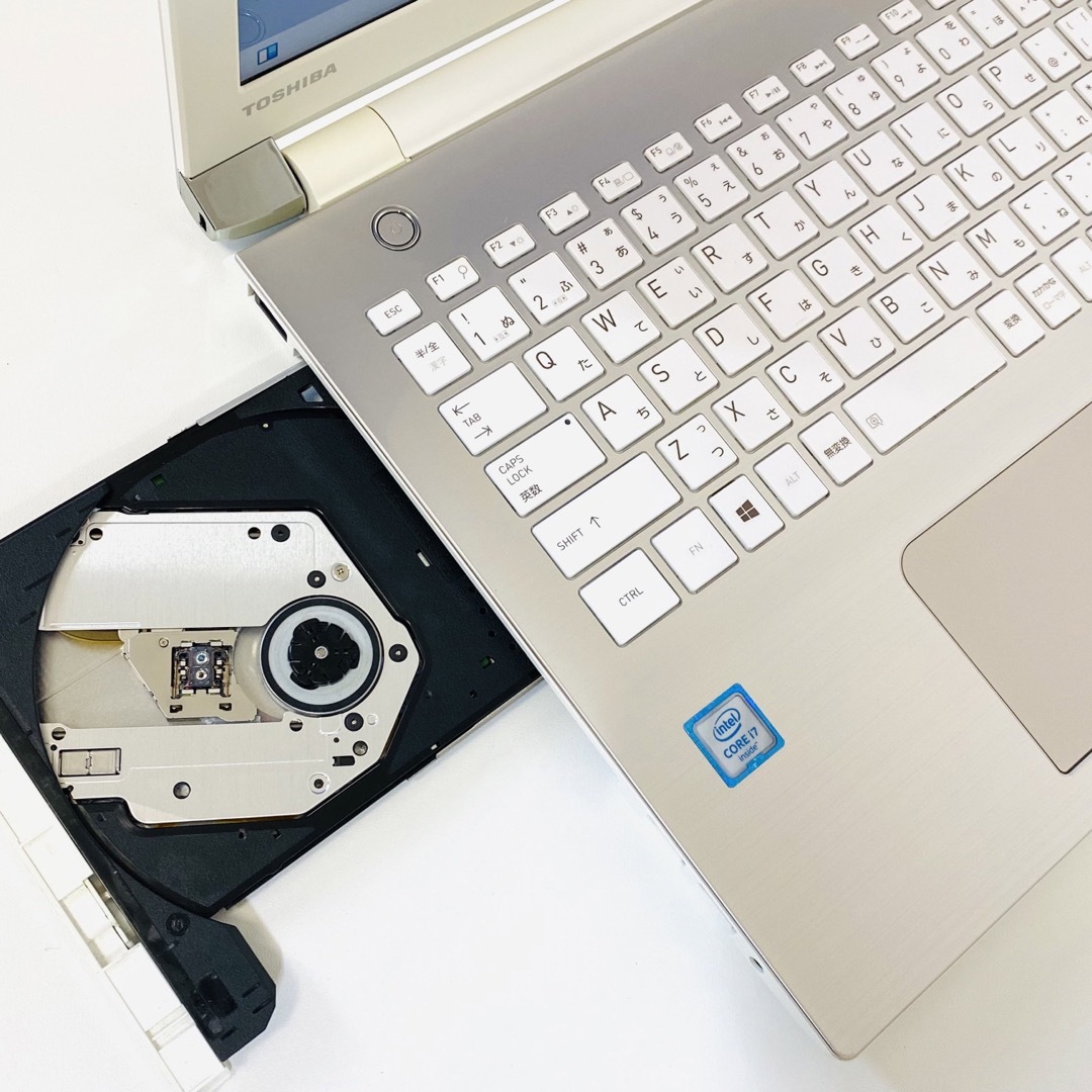 Corei7 東芝 ノートパソコン Windows11 SSD オフィス付き